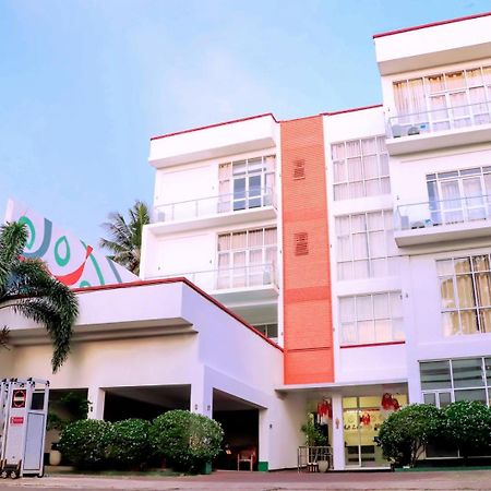 Kanola Luxury Hotel Anuradhapura Exterior photo