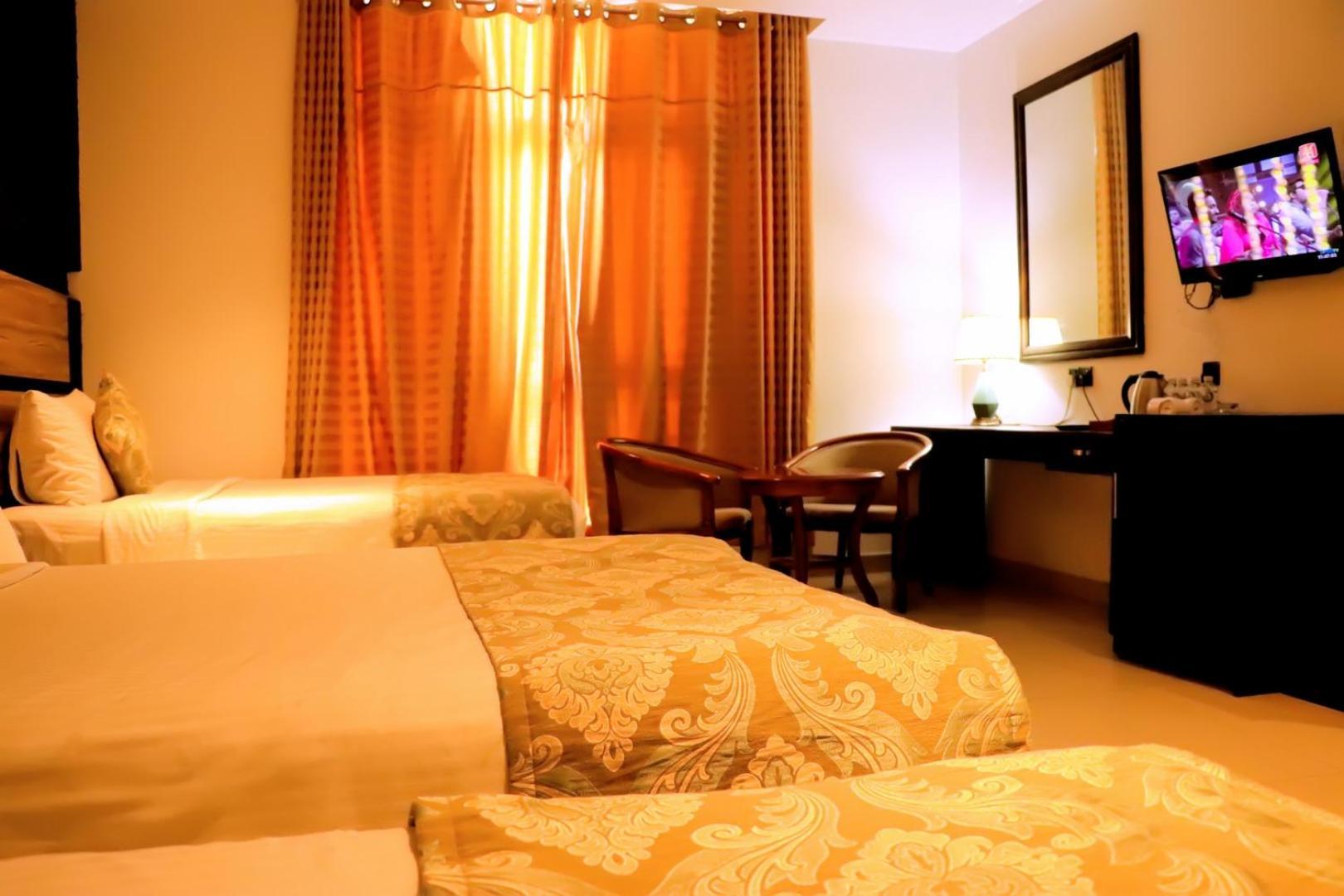 Kanola Luxury Hotel Anuradhapura Exterior photo